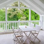 Komfortplus 1-Raum-Appartement mit Balkon im Dachgeschoss 095